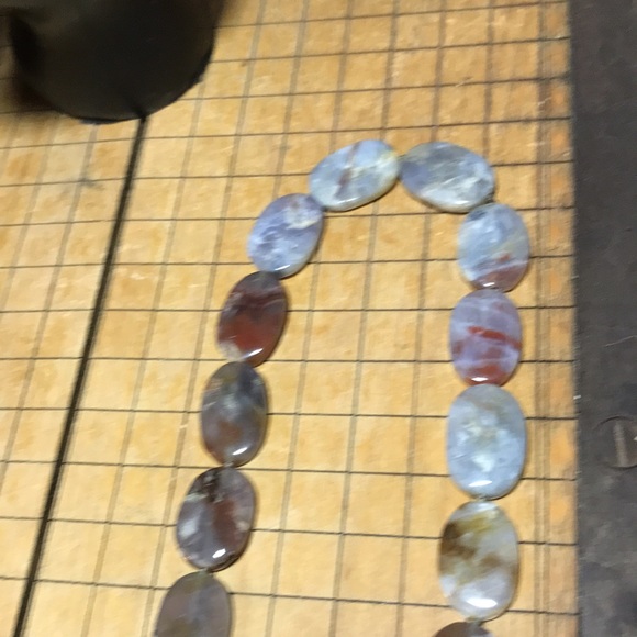 Agate Translucent Stone 20” Necklace EVC Aged Silver Tone Flower Toggle Clasp - Picture 12 of 12